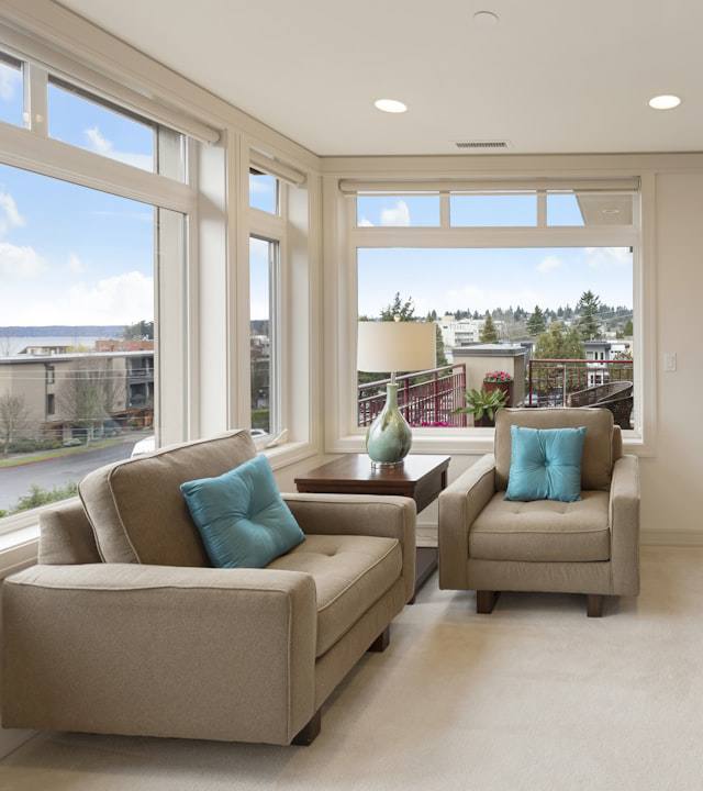 A clean, turn-ready rental living room
